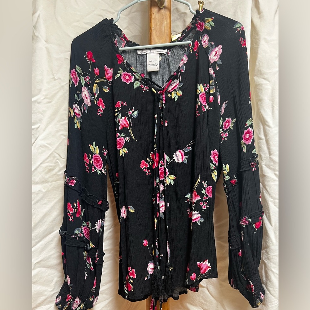 Women’s dressy floral top